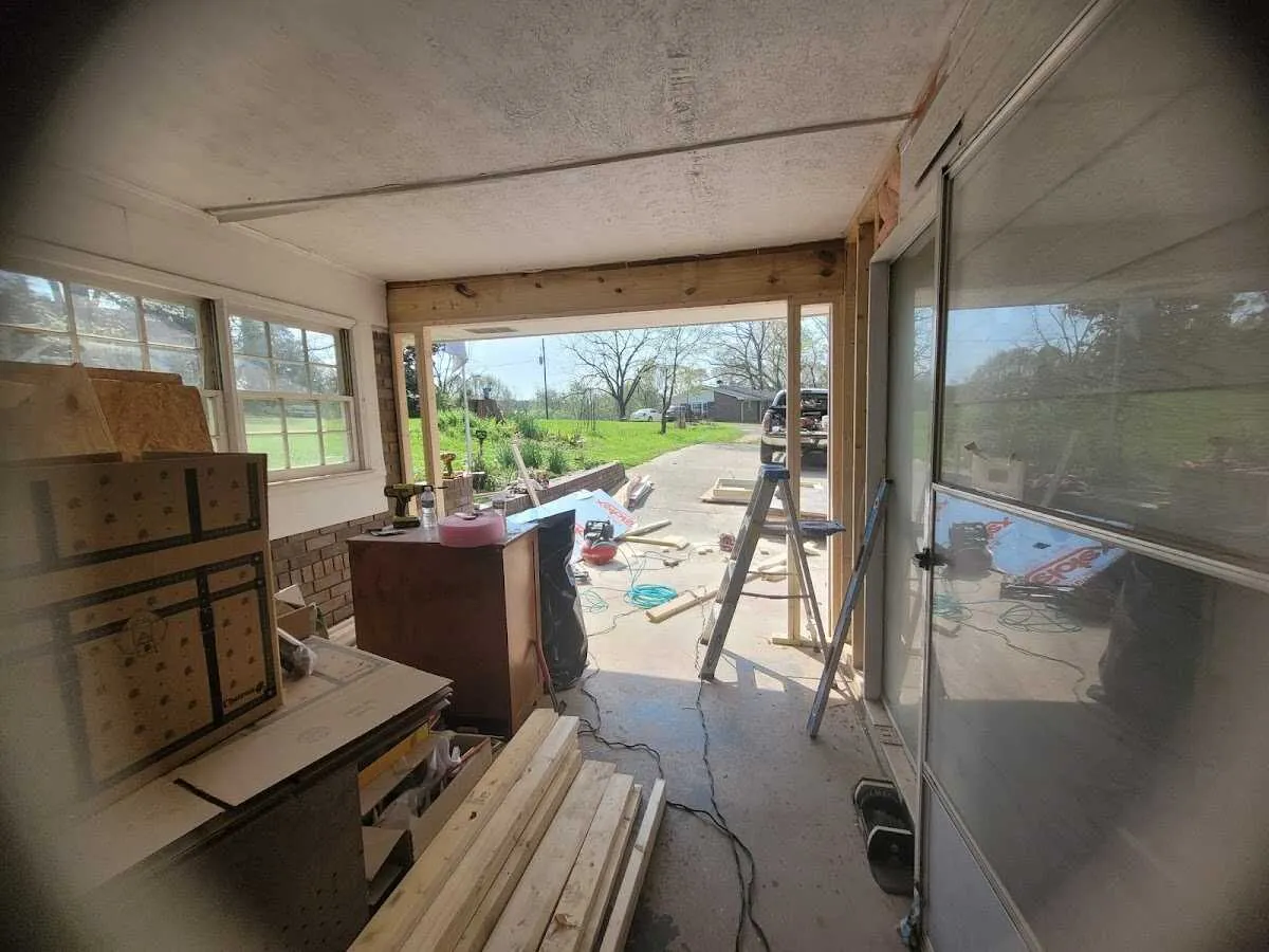 Air movers and dehumidifier for Water Mitigation Services in Royal Kunia